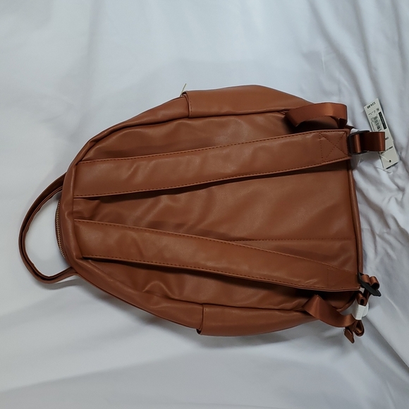 NWT Faux Leather backpack - Picture 2 of 4